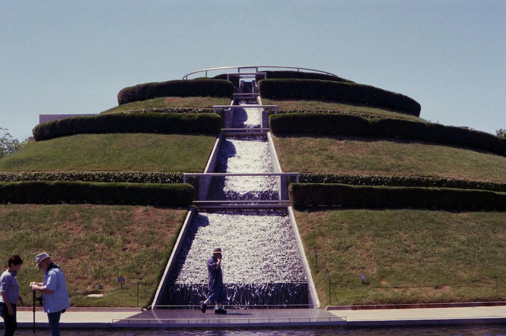cody-swann-photo-340-centennial-gardens-fountain